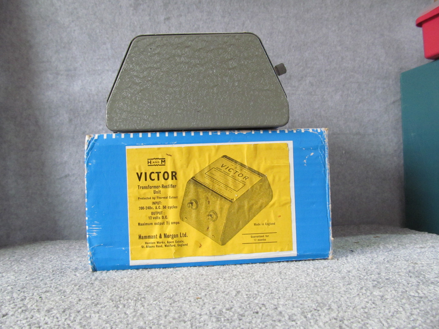 Hammant and Morgan Victor.12 volt 2.5amp DC Power Supply. Pre-Owned