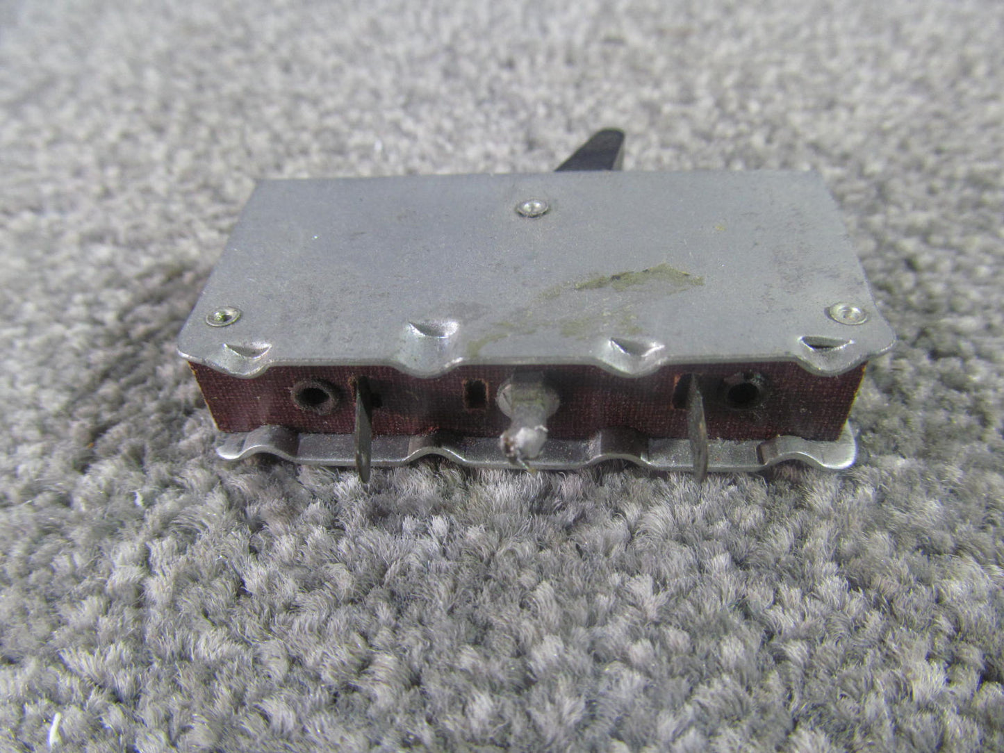 Hammant and Morgan Switch. BLACK (on/off/on)