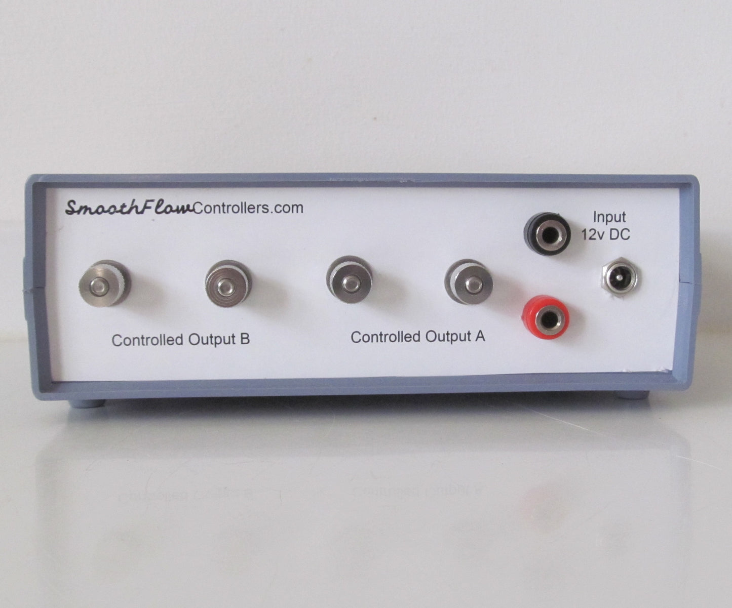 Smoothflow PWM Twin Track Controller : Build it yourself : Complete kit of Parts. Plugtop power supply included. Soldering Required