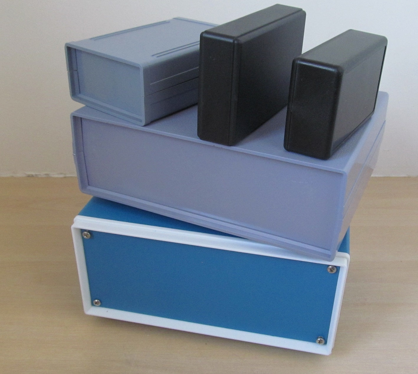 Enclosures. Cases and Project Boxes. Idea sizes in which to construct