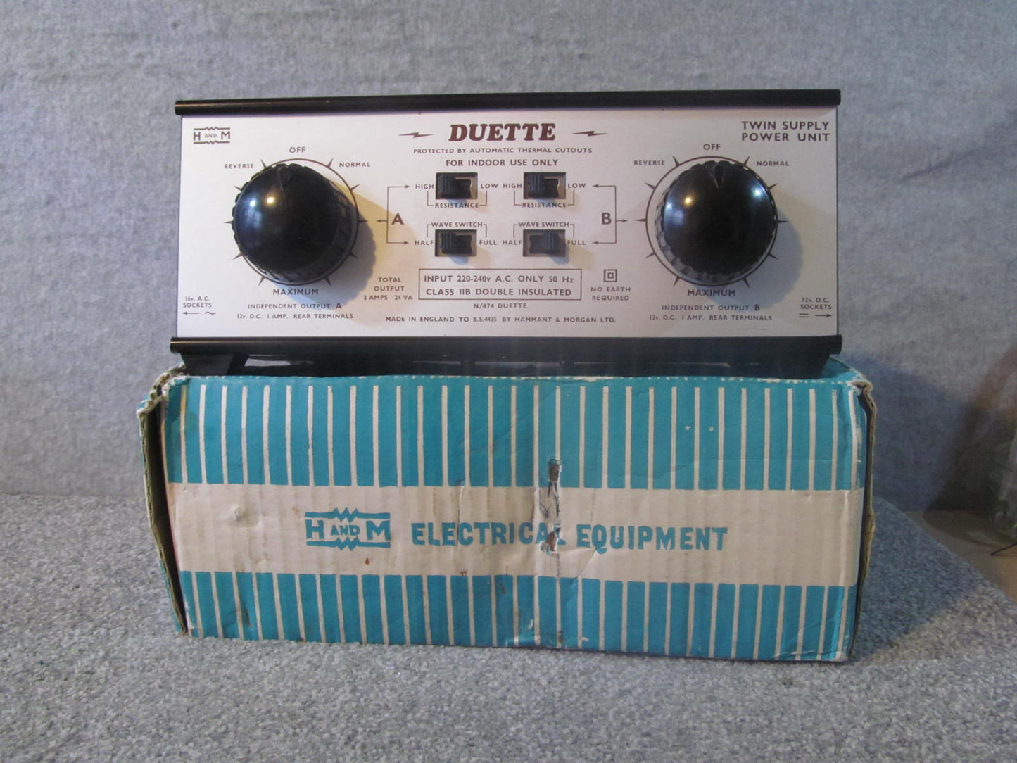 Hammant and Morgan Duette. Used. Quite Presentable. Fully Functioning.