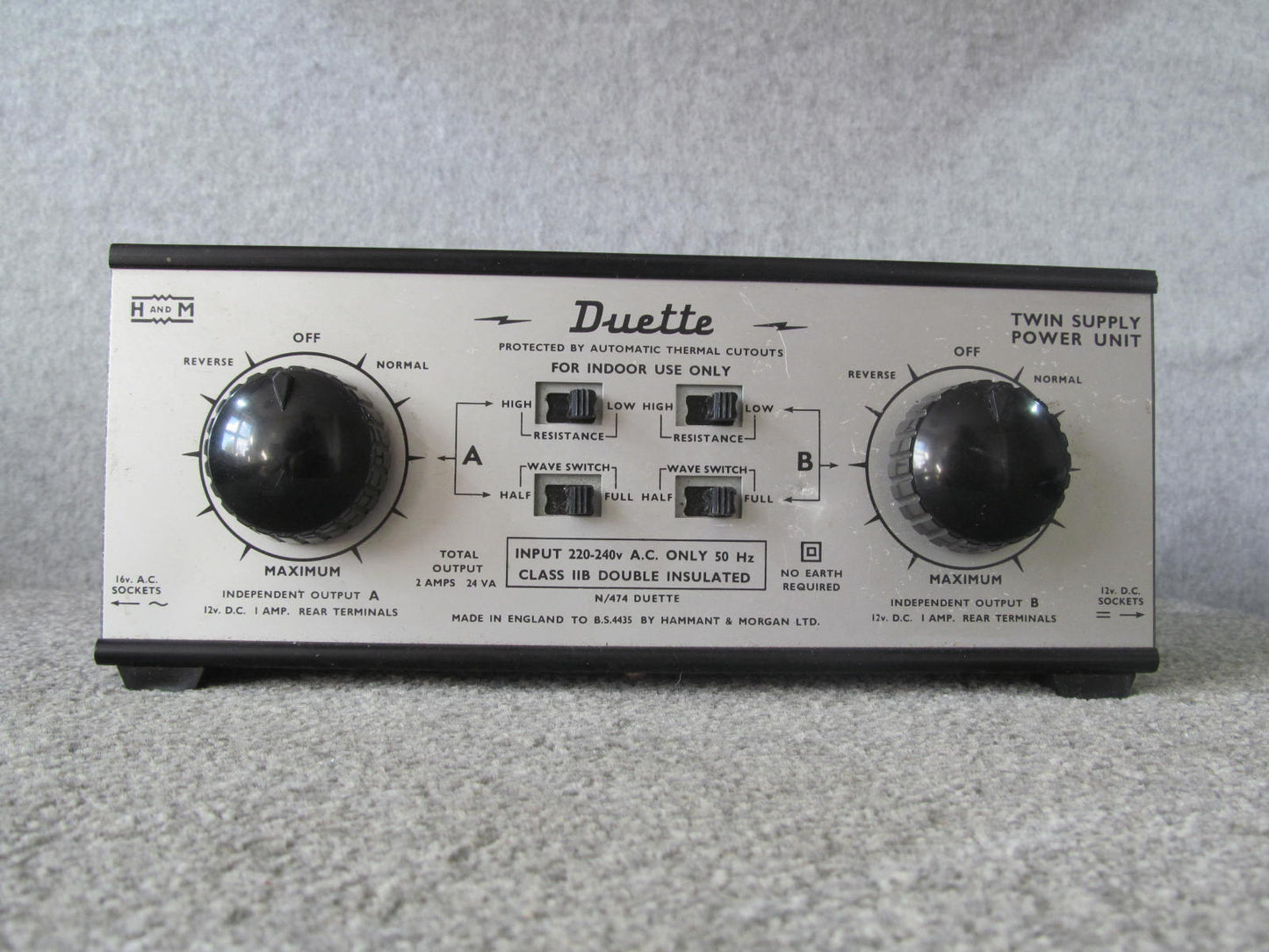 Hammant and Morgan Duette. (New Listing) Pre-owned. In Honest Condition. Two Track Controller.