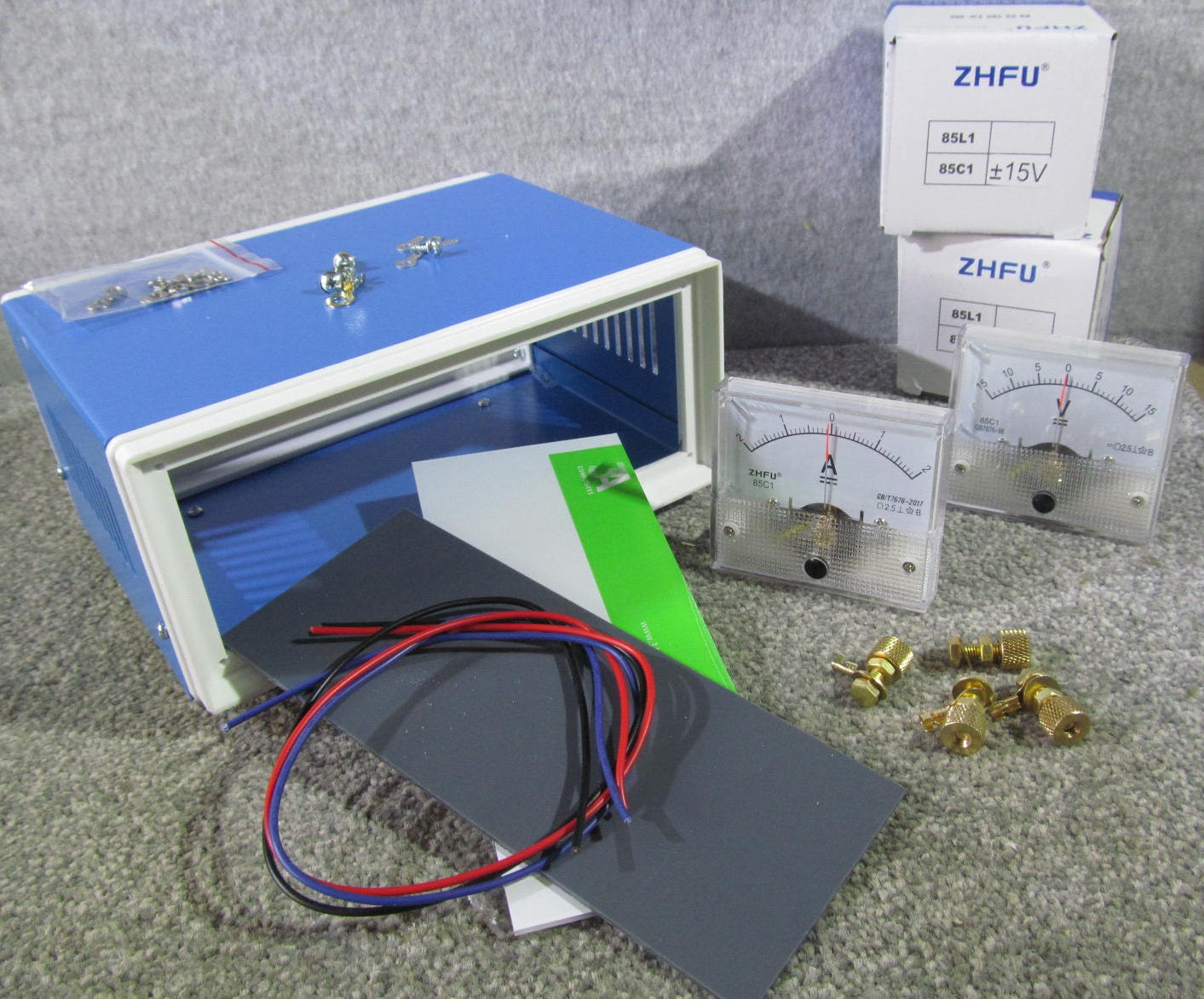 Meter Unit. Model Railway Accessory, Volts and Amps Monitored. Bi-Directional.