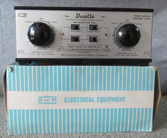Hammant and Morgan Duette. Pre-owned. Lovely. A Peach! Boxed