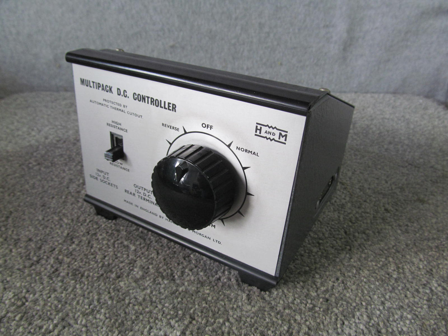 Hammant and Morgan  DC Controller. Pre-owned.Very Tidy. Boxed