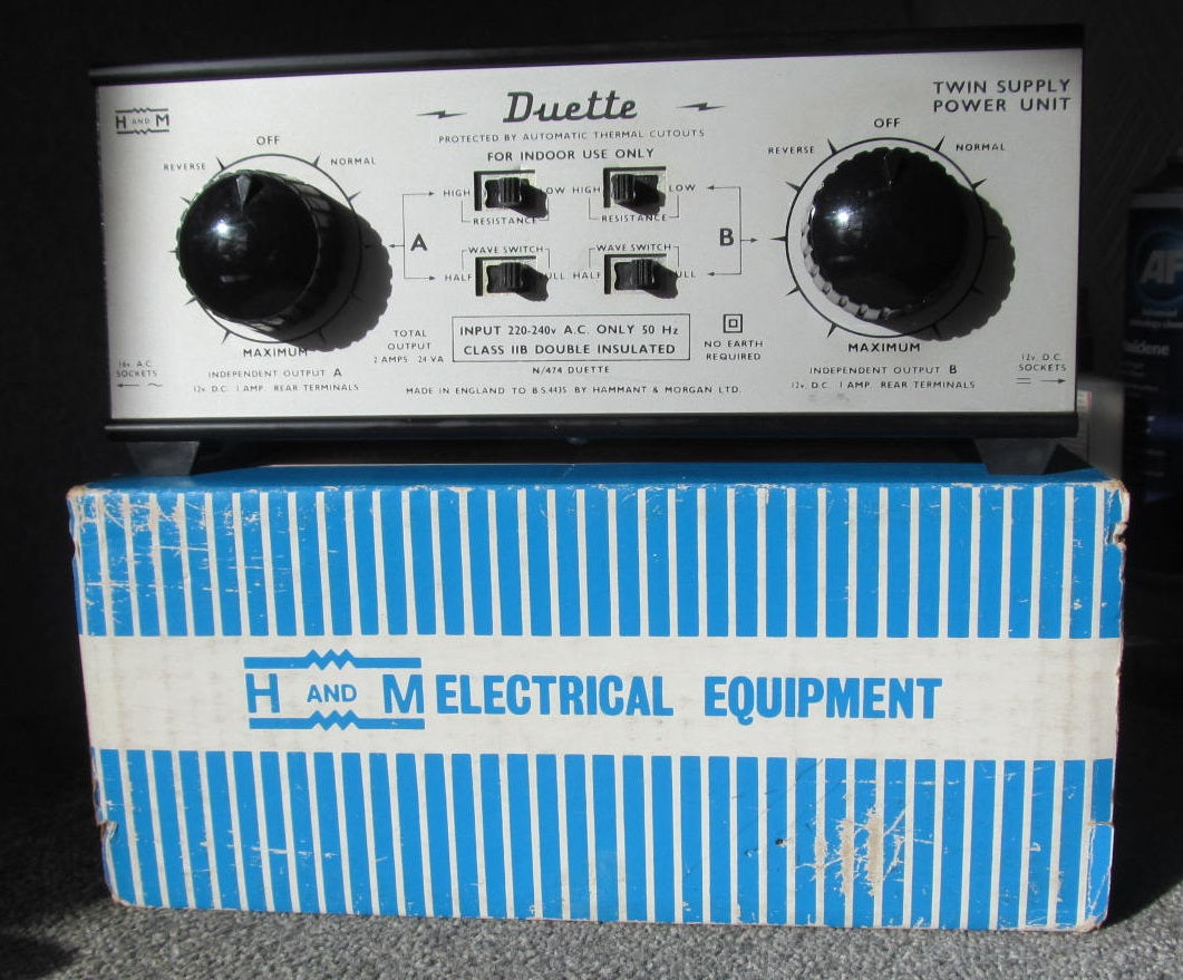 Hammant and Morgan Duette.  Pre-owned, In Factory Fresh Condition.. Fully Tested and Guaranteed.