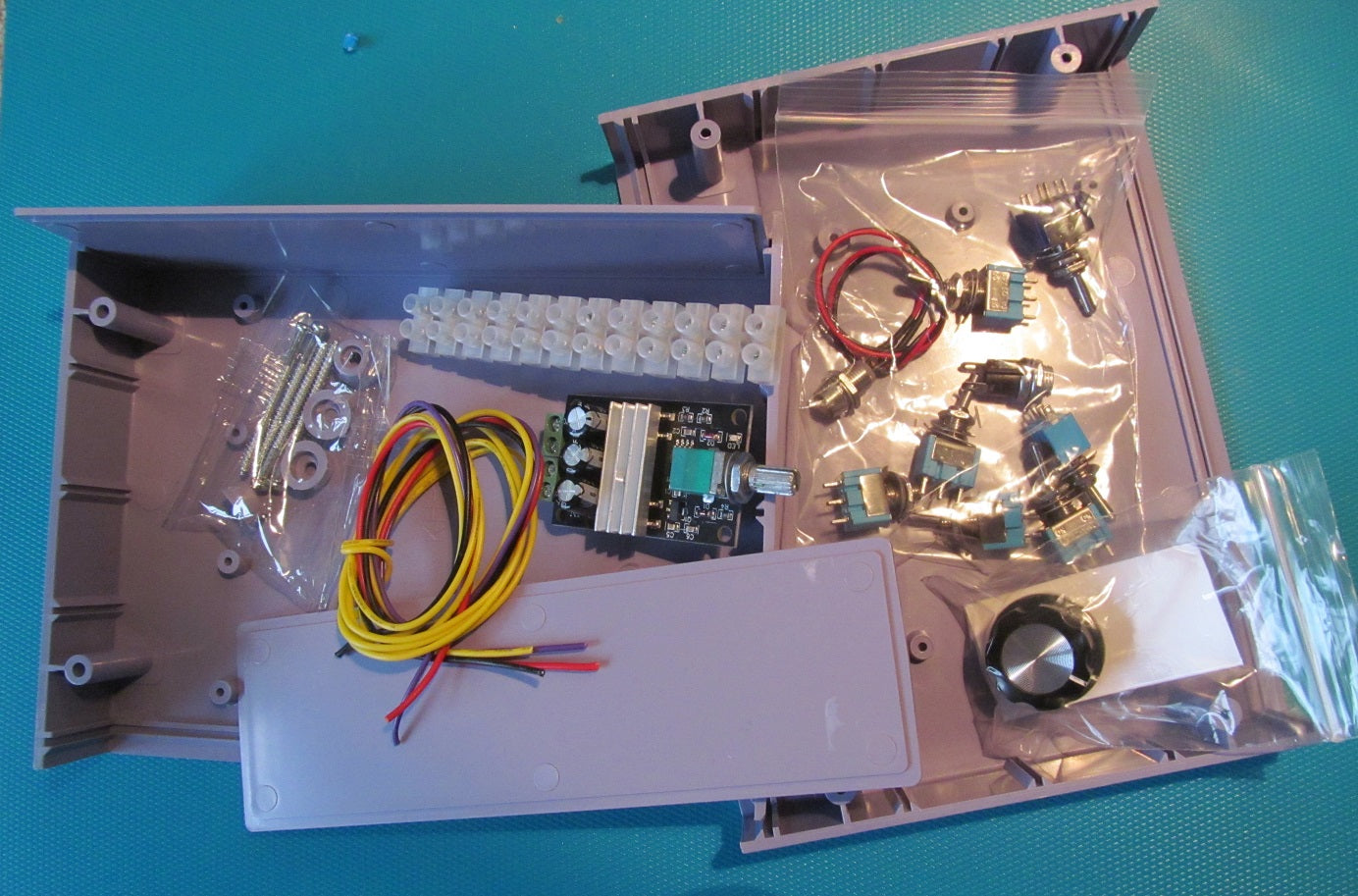 Smoothflow PWM 'Minimaster'  12v PWM Controller Kit. Soldering Required. 12v dc required